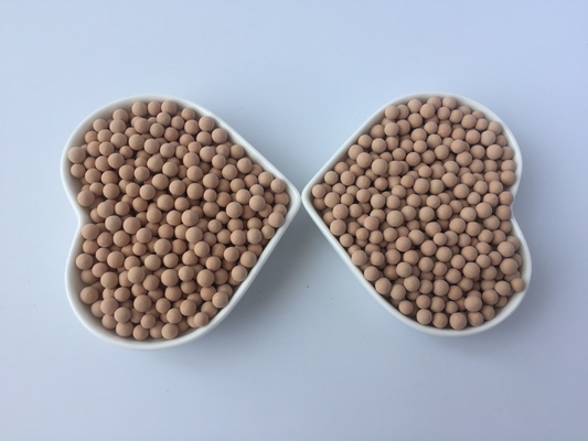 Ukuran pori 2 - 3nm 13X Pellet Penyaringan Molekuler Ideal Untuk Aplikasi 80C